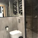 Lividus 210 Apartpark シフィノウイシチェ