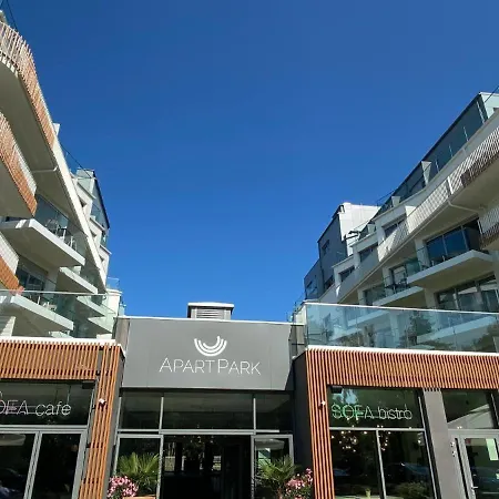 Lividus 210 Apartpark * シフィノウイシチェ
